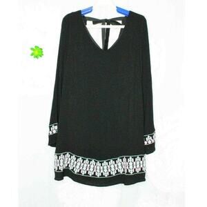 Umgee Women's Tunic Top Dress Size Small Black Geometric Embroidered Tie V-Neck